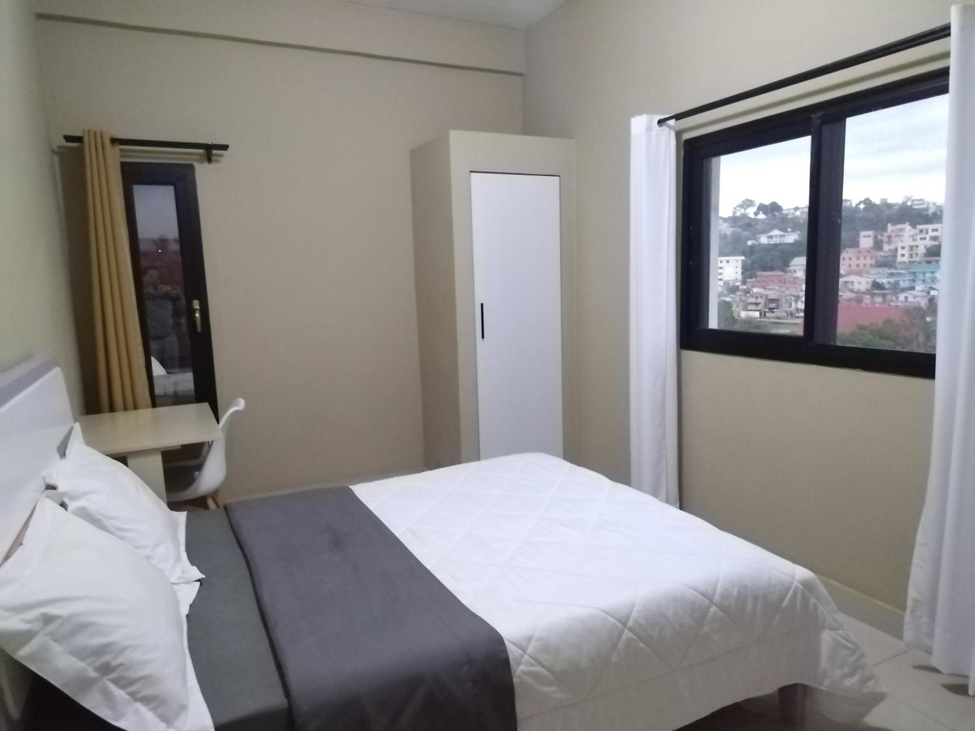 Milestone City Appartements - Avec Restaurant - Sans Coupure D'Electricite - Vues Imprenables Antananarivo Exterior foto